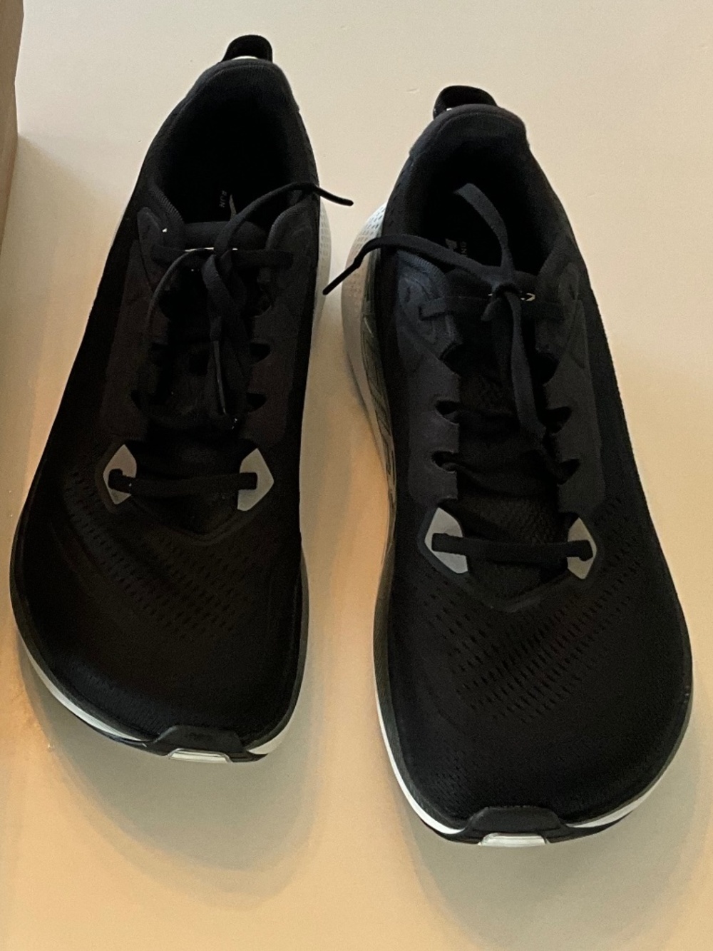 Altra FWD VIA 2 Women’s Running Shoes – Size 10.5 – Excellent Condition